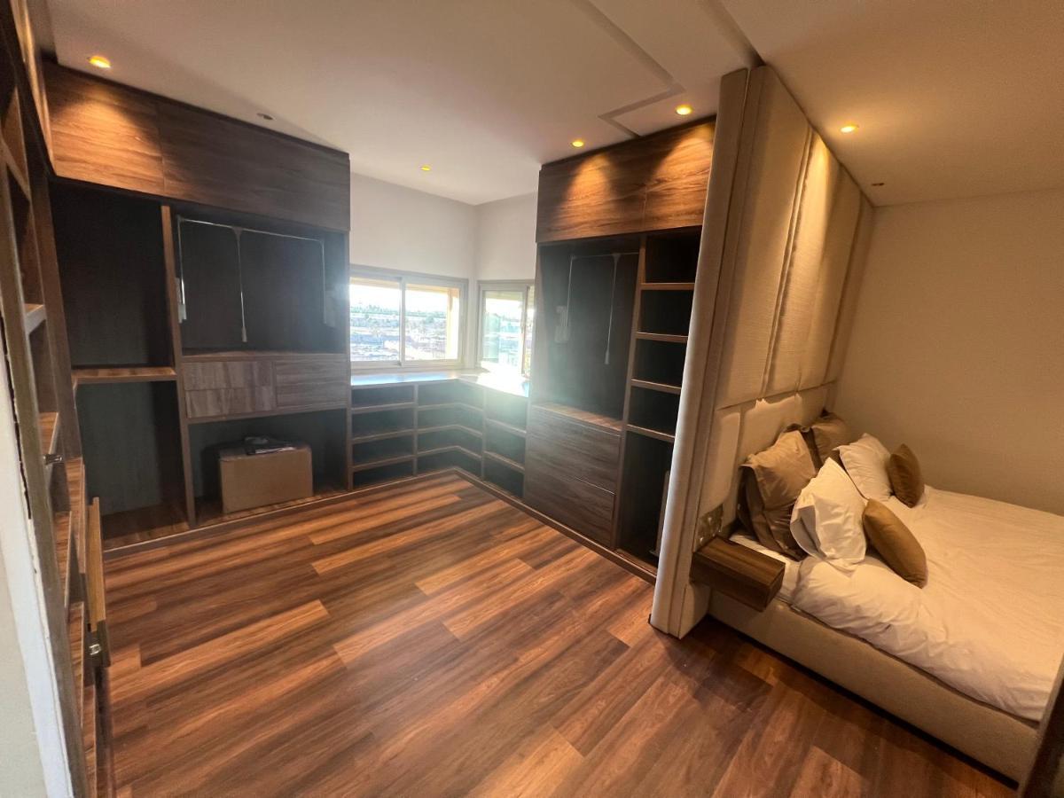 Superbe Appartement, Vue Sur Golf, Piscine Et Atlas Marrákes Kültér fotó