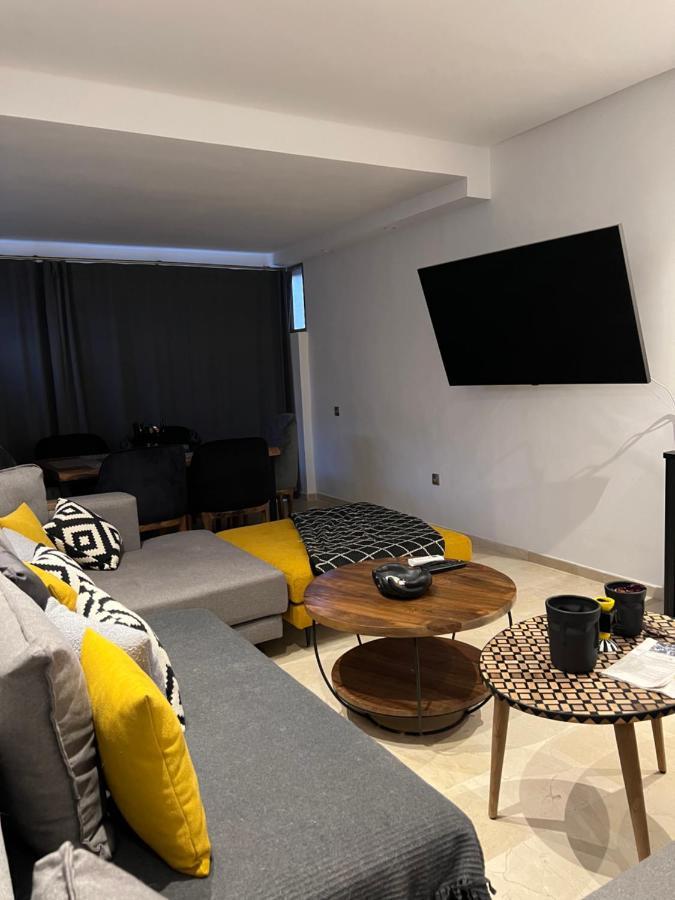 Superbe Appartement, Vue Sur Golf, Piscine Et Atlas Marrákes Kültér fotó