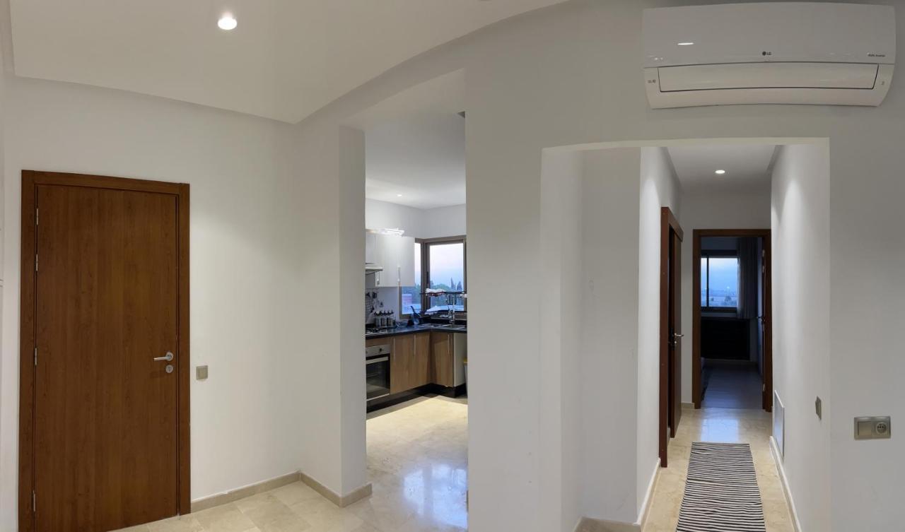 Superbe Appartement, Vue Sur Golf, Piscine Et Atlas Marrákes Kültér fotó